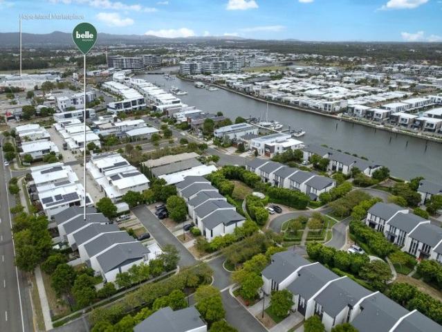 Townhouse for sale in Fernbrook, Queensland