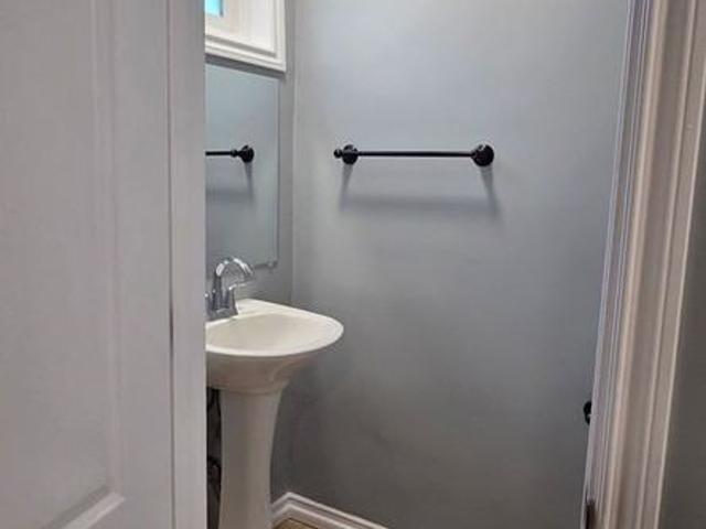 Apartment for rent in Glendale, California