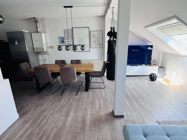 Wohnung mieten in Alsenberg, Hof