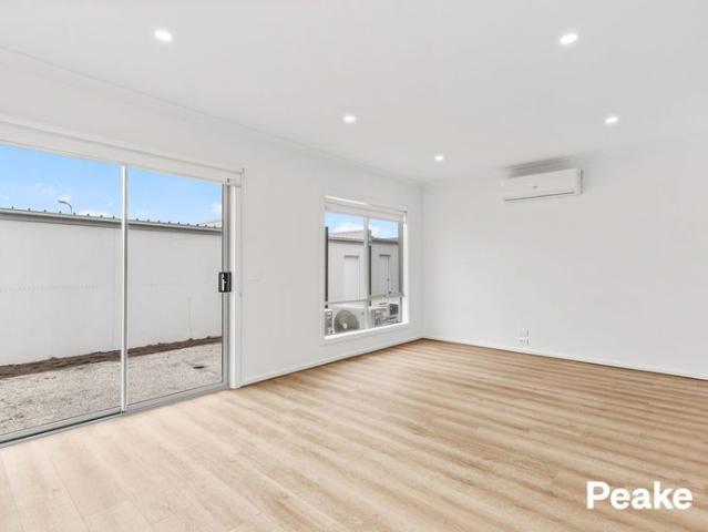 Townhouse for rent in Camerons Creek, Victoria