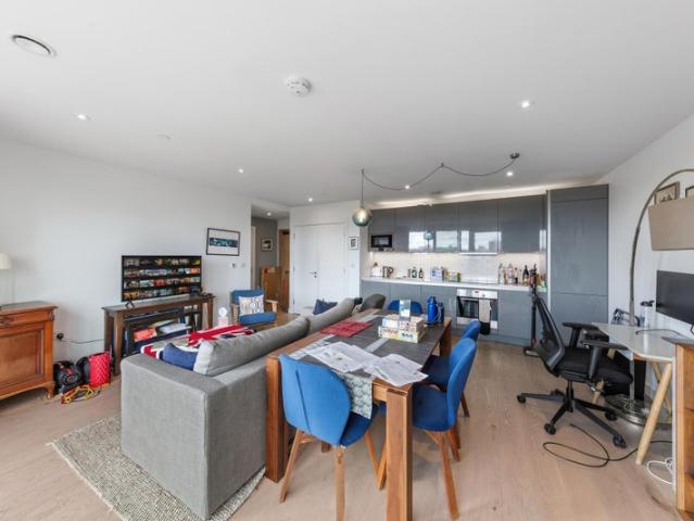 Apartment for rent in Walworth, Greater London