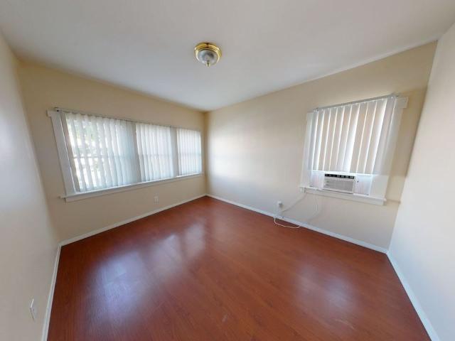 Apartment for rent in California