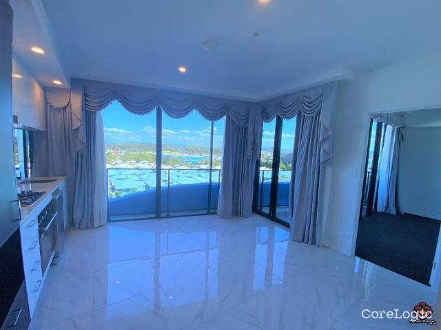 Apartment for rent in Biggera Waters, Gold Coast City