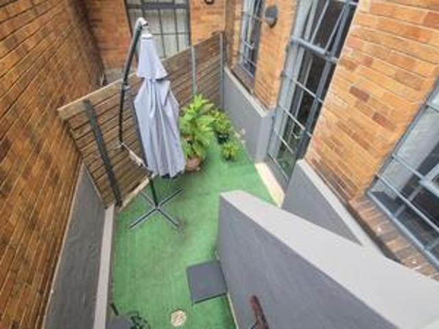 Apartment for sale in Vosloorus, Gauteng
