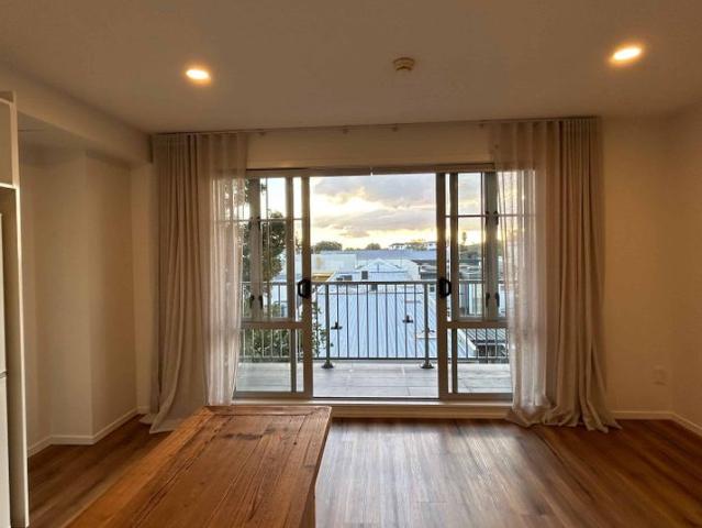 Apartment for rent in Mount Roskill, Oroua County