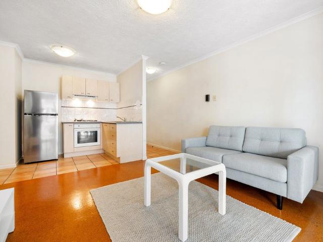 Apartment for rent in Toombul, Queensland