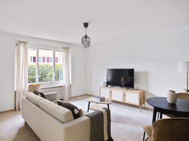 Apartment mieten in Einigen, Zürich