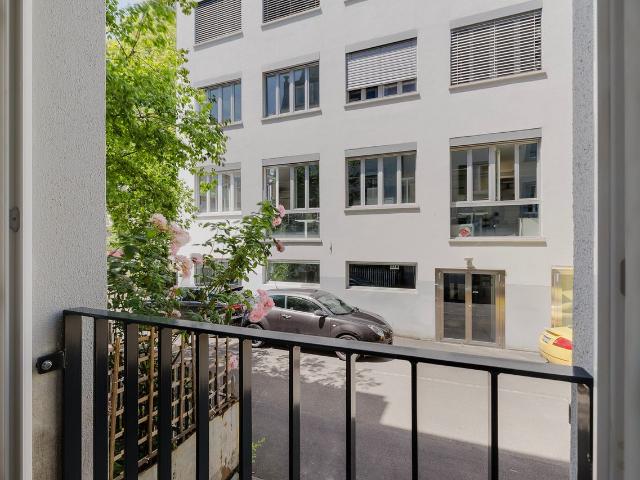 Apartment mieten in Einigen, Zürich