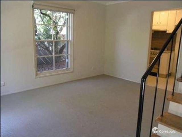Townhouse for rent in Camerons Creek, Victoria