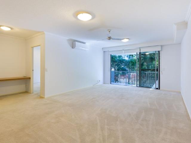 Apartment for rent in Sphere Serviced Residences, Gold Coast City
