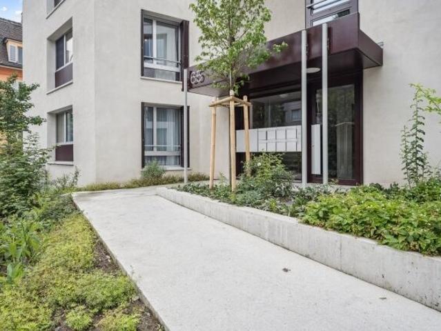 Apartment mieten in Einigen, Zürich