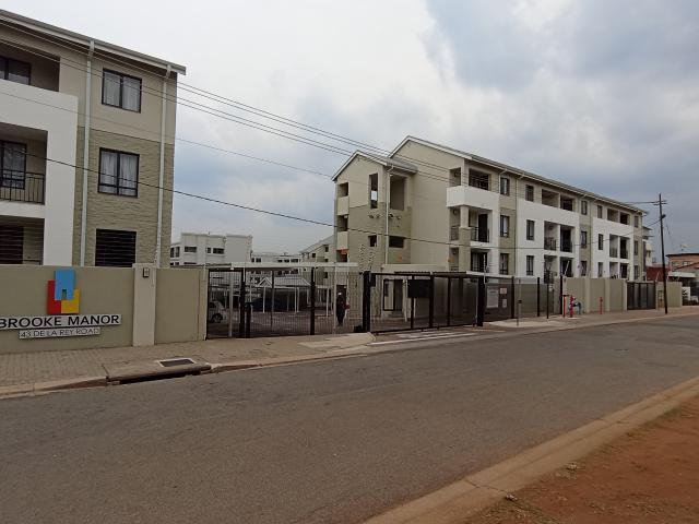 Apartment for rent in Rivonia Gardens, Sandton