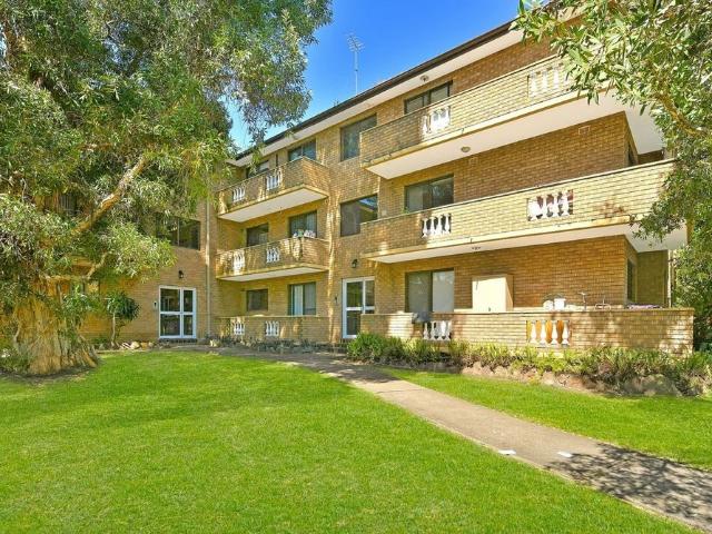 Apartment for rent in Experiment Farm, Sydney