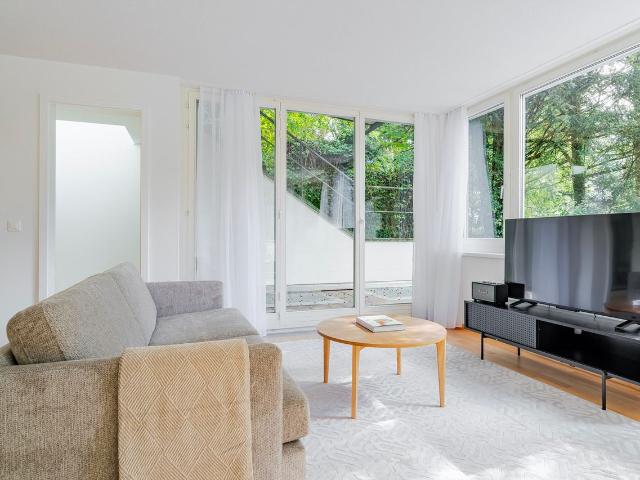 Apartment mieten in Einigen, Zürich