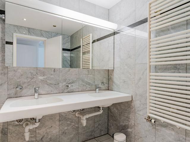 Apartment mieten in Einigen, Zürich