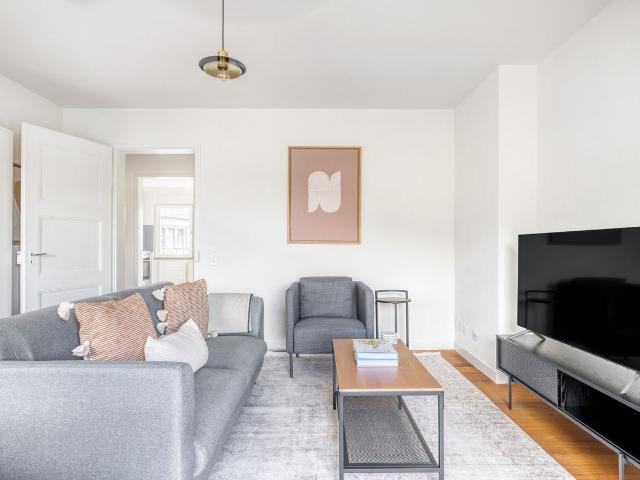 Apartment mieten in Einigen, Zürich