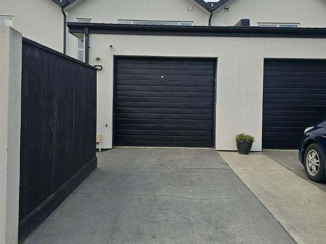 House for rent in Chaslands, Canterbury
