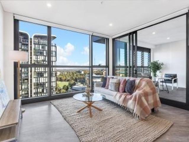 Apartment for rent in Lower North Shore, Sydney