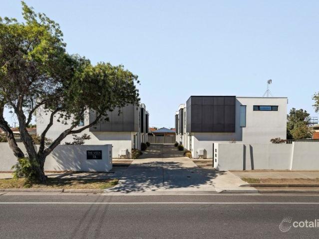 Townhouse for rent in Horseshoe Creek, South Australia