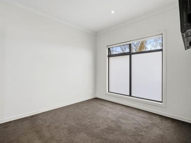 Townhouse for rent in Camerons Creek, Victoria