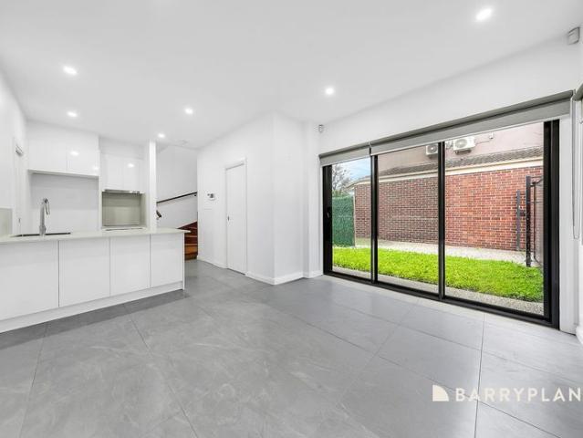 Townhouse for rent in Camerons Creek, Victoria