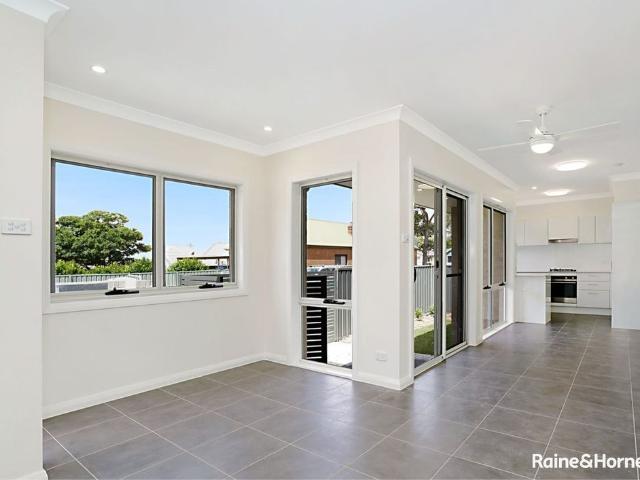 House for rent in Newcastle, Newcastle-Maitland