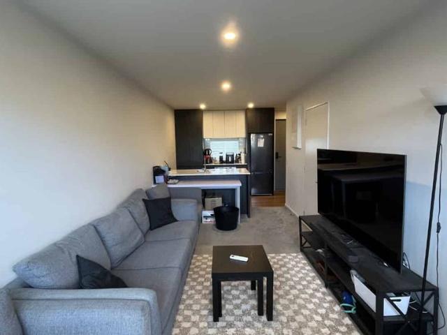 Townhouse for rent in Shirley, Canterbury