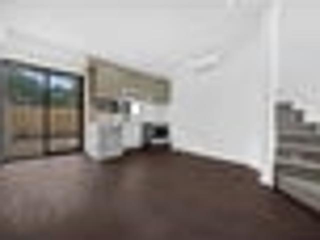 Townhouse for sale in Wairau Valley