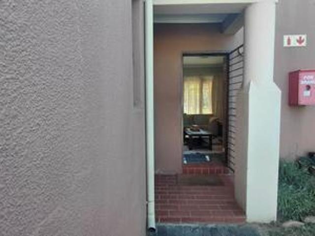 Townhouse for sale in Vosloorus, Gauteng