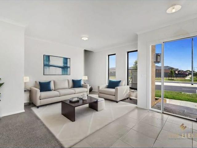 House for rent in Forsyth Park, Melbourne