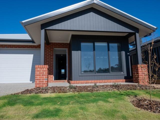 Duplex for rent in Yarrawonga, Victoria