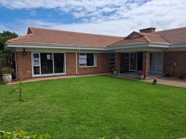 House for sale in Groot Brak Rivier, Western Cape