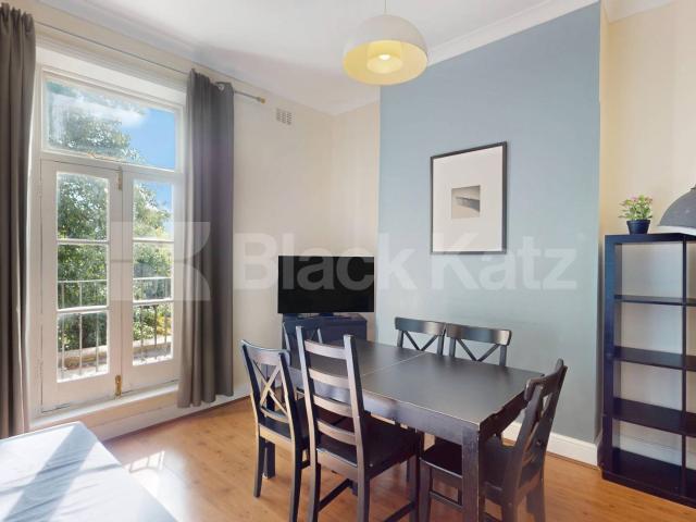Apartment for rent in Chalk Farm, Greater London