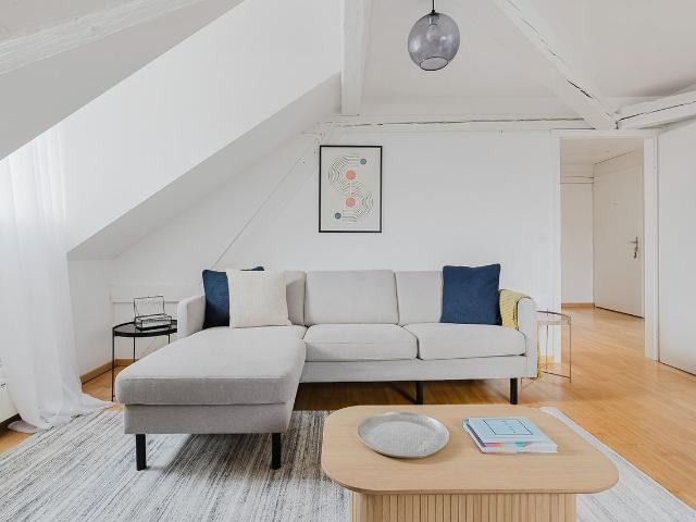 Apartment mieten in Einigen, Zürich