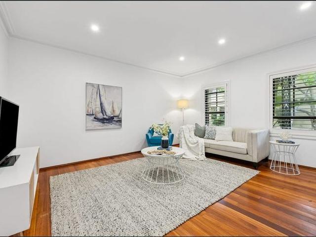 Townhouse for rent in Sydney, New South Wales