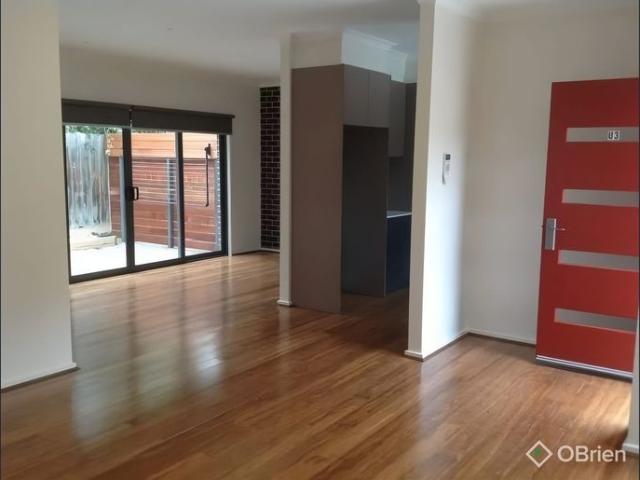 Townhouse for rent in Camerons Creek, Victoria