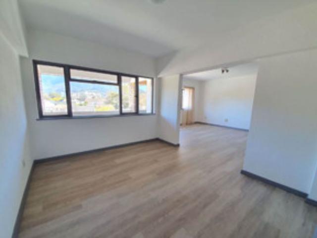 Townhouse for rent in Cape Town, Western Cape