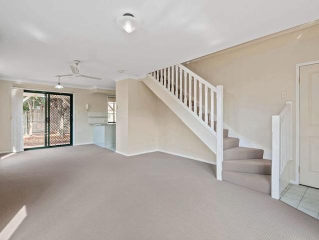 Townhouse for rent in Kingsmead, Greater Brisbane