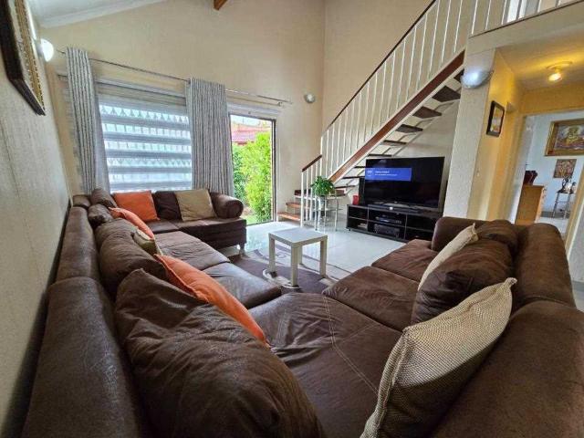 Townhouse for sale in Vosloorus, Gauteng