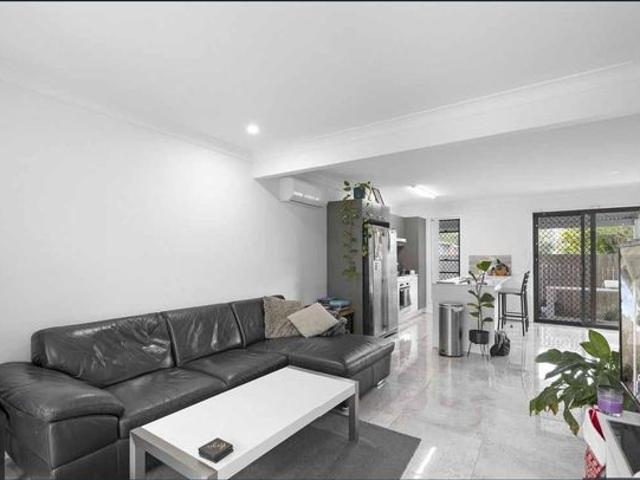 Townhouse for rent in Toombul, Queensland