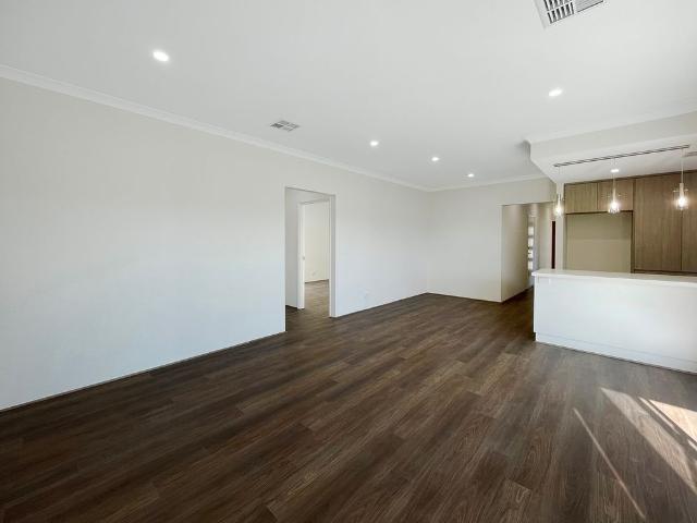 House for rent in Kardinya, Western Australia