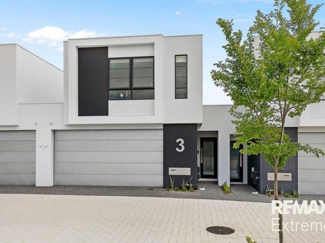 Townhouse for rent in Landsdale, Western Australia