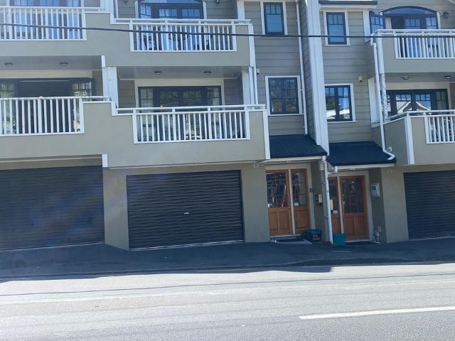 Apartment for rent in Mitchelltown, Wellington