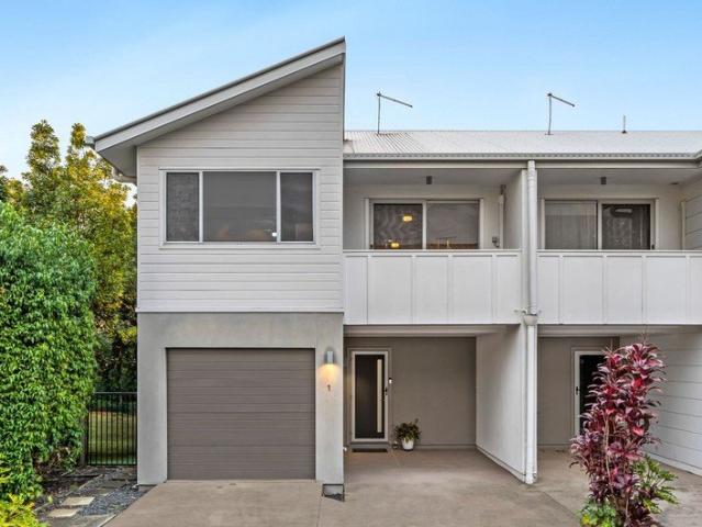 Townhouse for sale in Toombul, Queensland