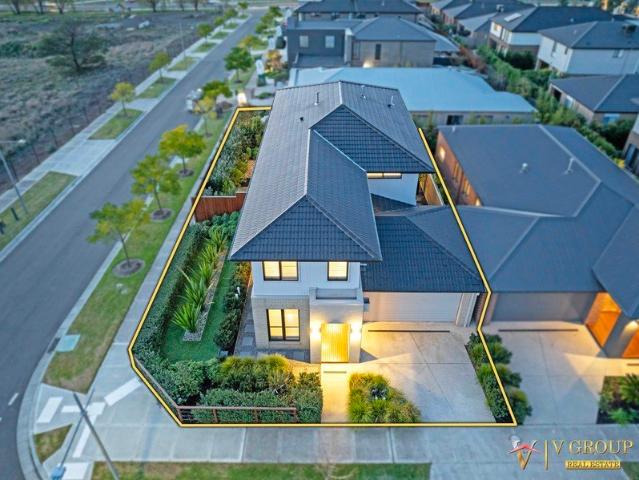 House for sale in Aurora Estate, Melbourne