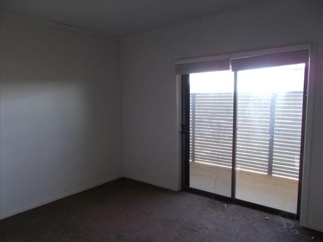 Townhouse for rent in Alfredton, Ballarat