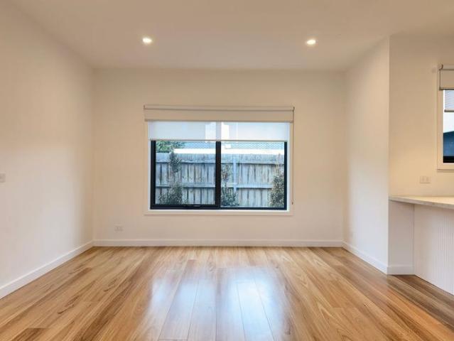 Townhouse for rent in Lalor, Melbourne