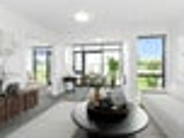 Apartment for sale in Oratia