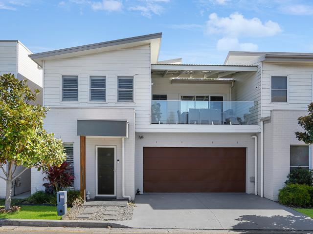 House for sale in Oak Flats Dc, New South Wales