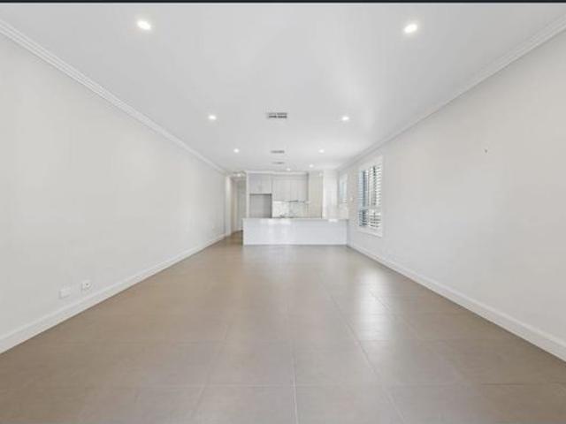 Townhouse for rent in Campbelltown City Council, Adelaide